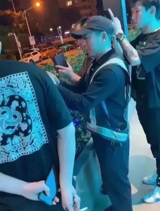 路虎女吃瓜,一场网络狂欢背后的真相与反思