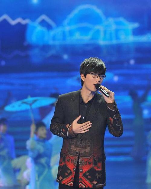 刘美麟吃瓜,揭秘娱乐圈背后的真相